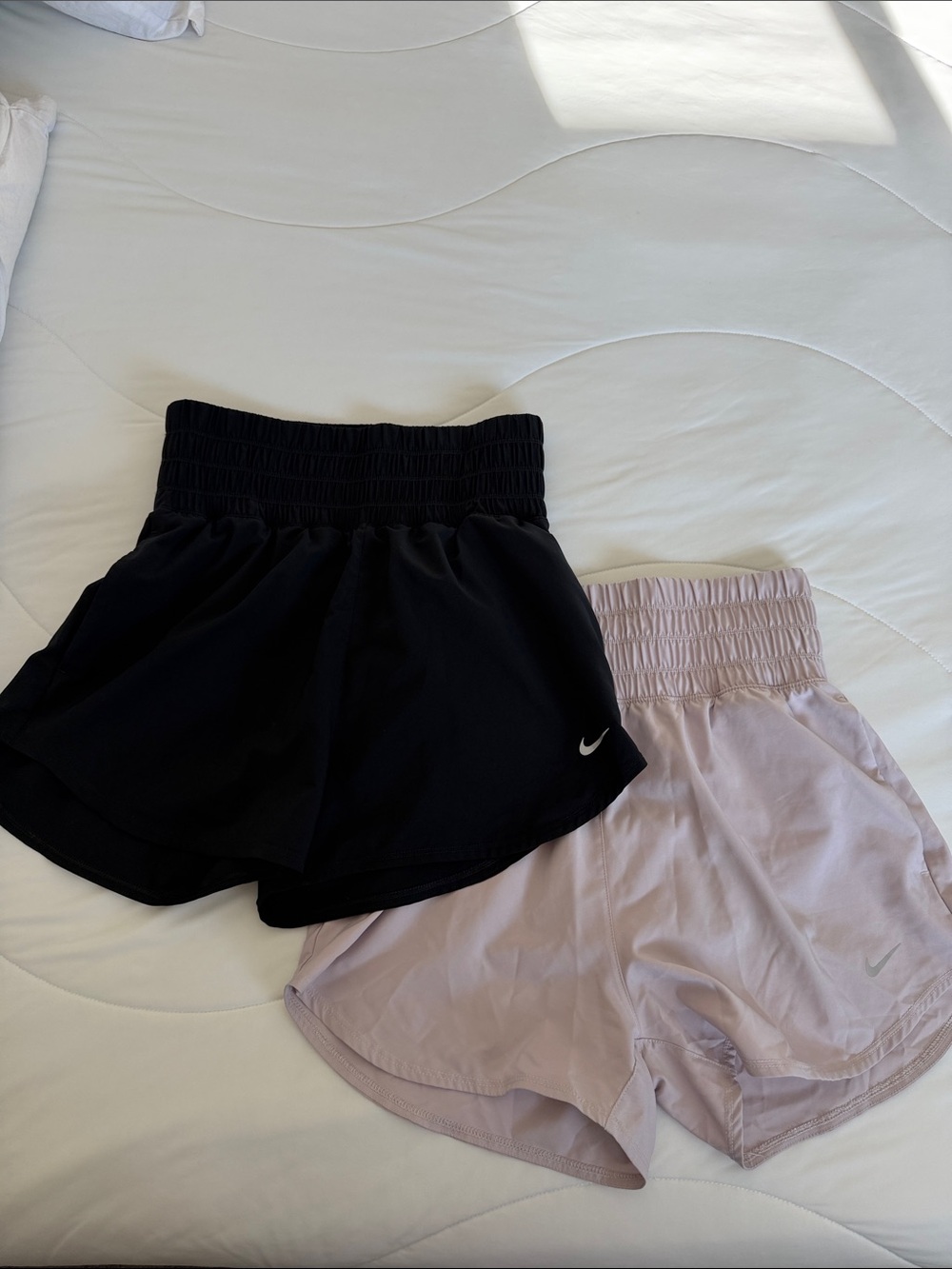 Nike Women's Black & Light Mauve High-Waist Running Shorts Duo 🖤